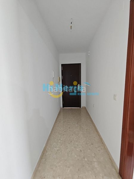 Foto f12cc93a-111f-4986-a54e-fd58a82ca550. Dúplex a Centro Torre del Mar