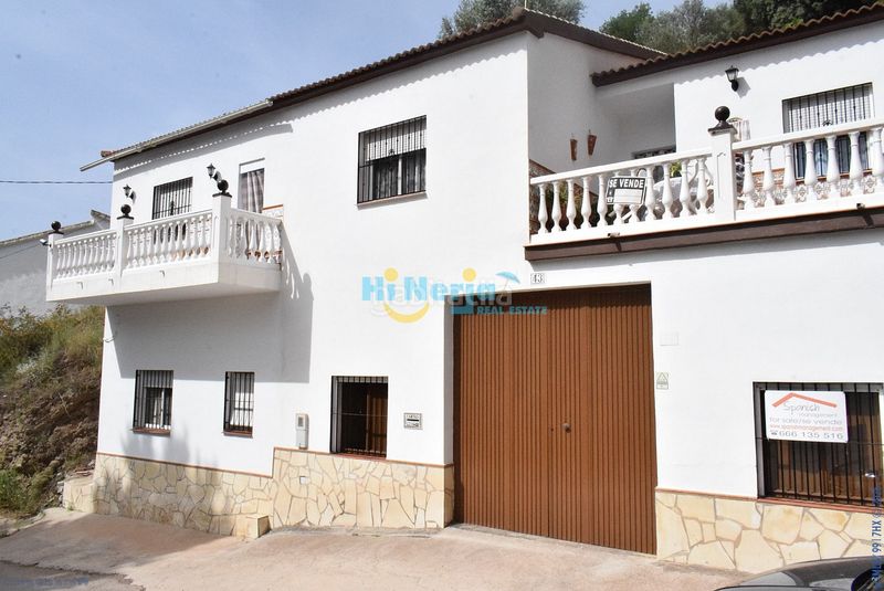 Foto 2b4d678a-7f15-47c2-a758-1aa87b0d80df. Casa amb aparcament piscina a Canillas de Aceituno
