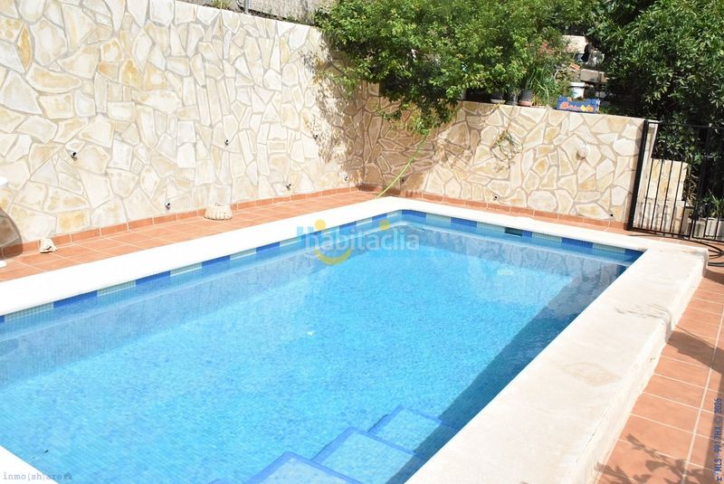 Foto 692dcce2-81fd-4d68-9446-916accb56524. Casa amb aparcament piscina a Canillas de Aceituno