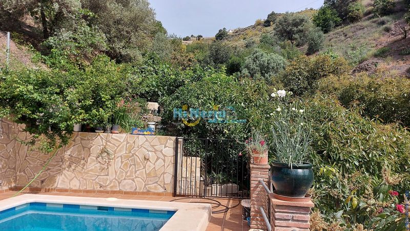 Foto 7a97fbee-7117-483d-ab0a-406e3112eb7d. Casa amb aparcament piscina a Canillas de Aceituno