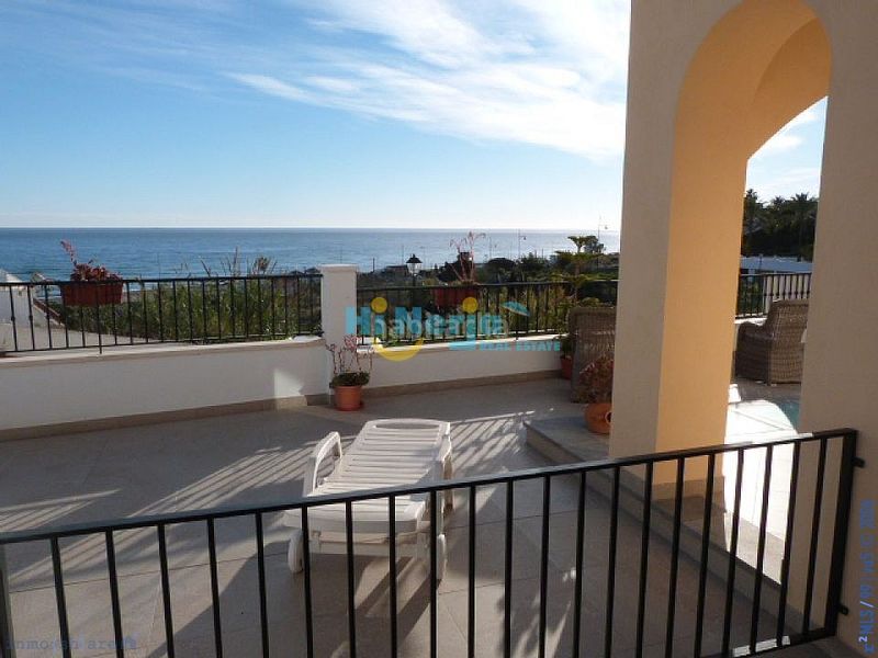 Foto 203a6524-8239-43d3-a7fd-c589dc340cf3. Xalet amb aparcament piscina a El Peñoncillo Torrox