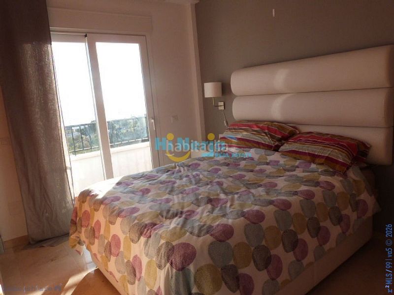 Foto a4c7dfb3-67c2-4195-977f-57667ed3681b. Xalet amb aparcament piscina a El Peñoncillo Torrox