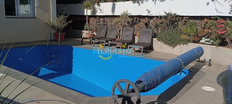 Foto f9bf0006-870d-415a-8b48-124c62c8d7f8. Xalet amb aparcament piscina a El Peñoncillo Torrox