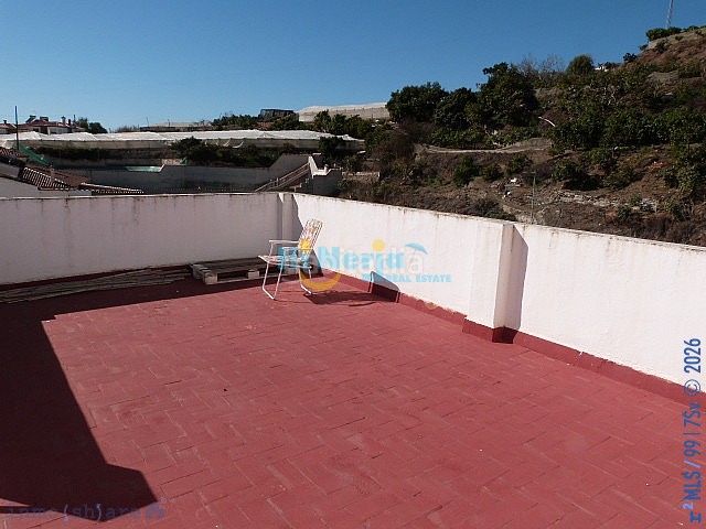 Foto 50306968-72e9-438e-aad9-8566bb26f5bf. Country house with parking in Algarrobo pueblo Algarrobo