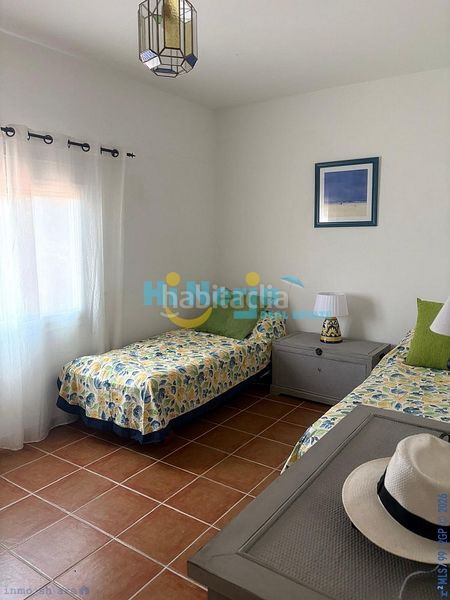 Foto 793245a8-183d-4e8c-97d8-43dab0d1c305. Xalet amb aparcament piscina a Comares