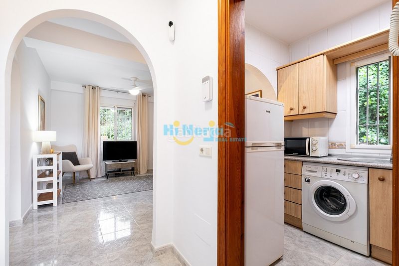 Foto 42b759f4-ddc9-4cae-8e8d-10f2f195ddda. Apartament amb aparcament piscina a Centro Nerja