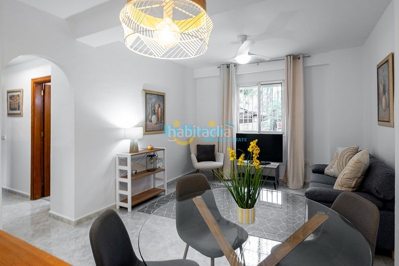 Foto 46e8cc4d-a931-4fd0-ac85-e9694ad6f76d. Apartament amb aparcament piscina a Centro Nerja