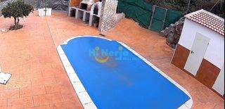 Rent House in Arenas. Casa de campo 3 dormitorios, piscina, zona de barbacoa,  zona pa