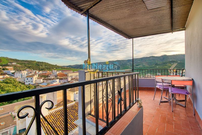 Foto b9971d65-1a14-4475-bfc5-e0cb11d9c2f4. Casa a Benamargosa