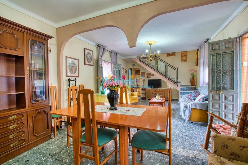 Foto f765cb89-5992-4a39-bb2c-c5f2d2122dd5. Casa a Benamargosa