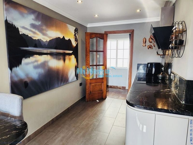 Foto 4b953be6-4bd3-45a8-873e-e8bfcbea3541. Apartament a Centro Nerja