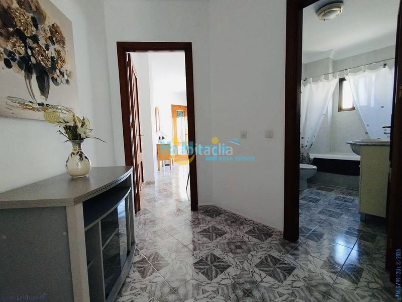 Foto 04f16e35-cbc9-4ef4-a0ca-5adeec7a7696. Apartament a Centro Nerja
