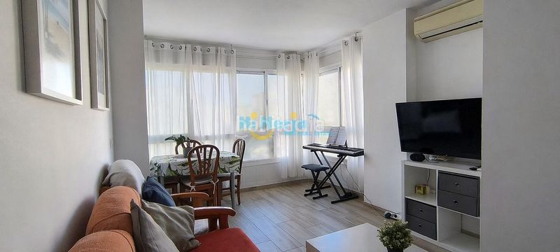 Foto 61d9ca6e-925b-419a-baf6-2040e351e005. Apartament amb calefacció piscina a Torrox pueblo Torrox