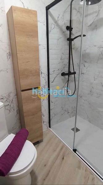 Foto c0b7e9ed-b606-41ca-bcff-9fc33a498201. Apartament amb calefacció piscina a Torrox pueblo Torrox