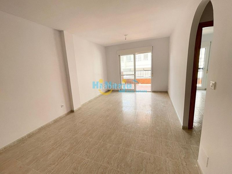Foto e918e42a-41ae-409d-95f3-11be54d85cdd. Apartament amb piscina a El Peñoncillo Torrox