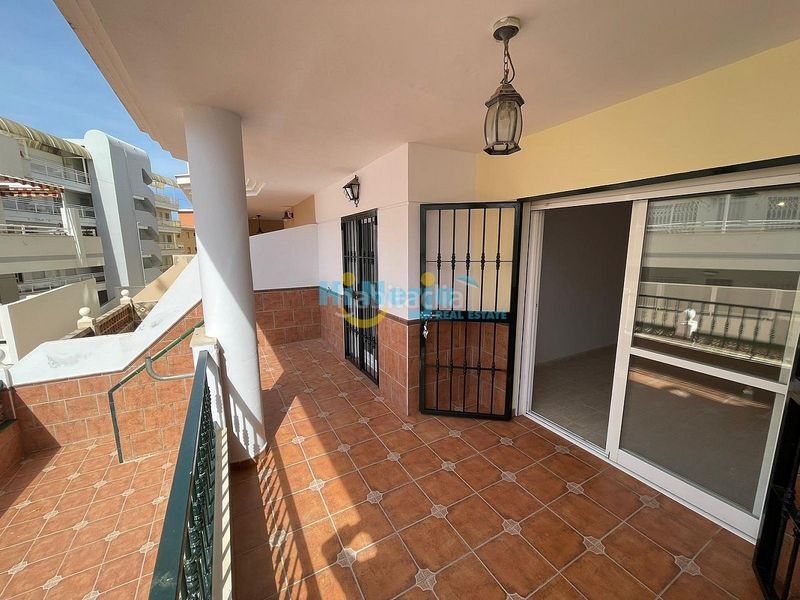 Foto fa307a28-a68e-4c70-8480-7b749d67e87e. Apartament amb piscina a El Peñoncillo Torrox
