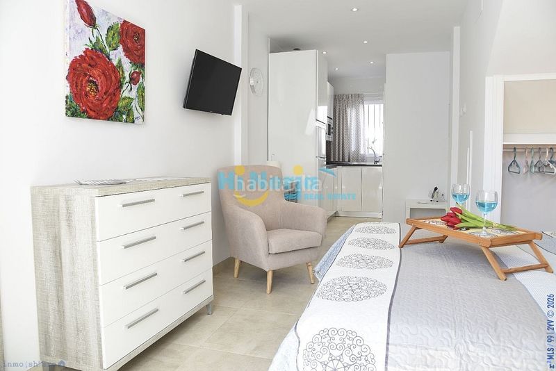 Foto f3e9c233-fd23-4a74-8321-a4316437e2b3. Casa a Centro Nerja