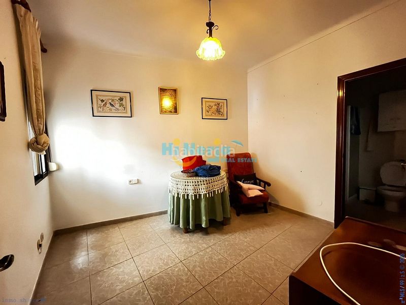 Foto 6a8eb527-e97a-4f95-8562-f01ea8037e57. Casa a Algarrobo pueblo Algarrobo