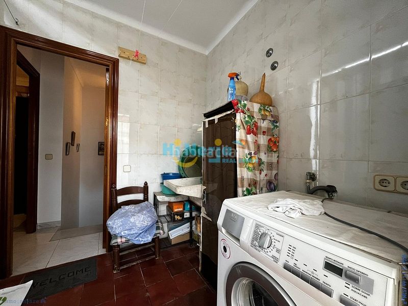 Foto be7eeabd-e8ed-4bad-8654-0263e2a6f51a. Casa a Algarrobo pueblo Algarrobo