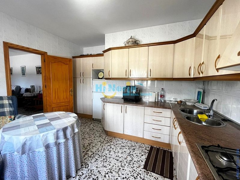 Foto 486ec3a3-0d33-4825-a6b9-e5636ed36dff. Casa amb aparcament a Alcaucín