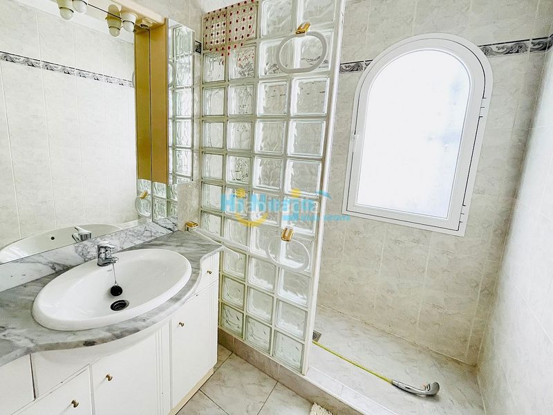 Foto 79ad2a18-a8d9-49f8-8b8e-9c5100f2a8fc. Apartament amb piscina a El Peñoncillo Torrox