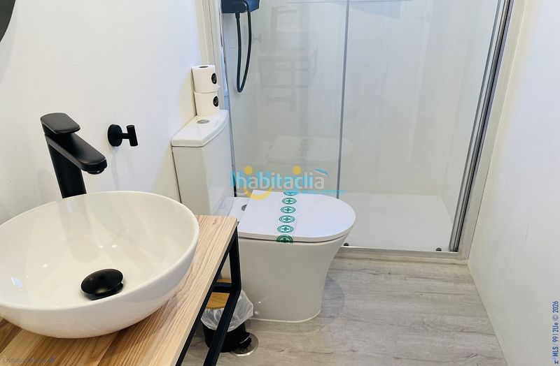 Foto 4ad92d19-47fe-4e2c-97ac-0c00528a8fdf. Apartament amb piscina a Centro Nerja
