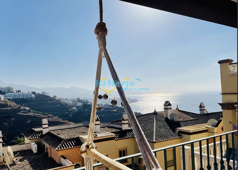 Foto 68d6c45b-e8d0-4c99-a297-6f06780630e2. Apartament amb piscina a Centro Nerja
