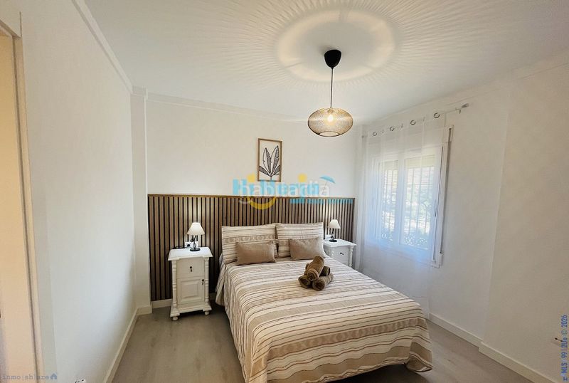 Foto 6ac07b39-038f-4cb0-8140-a2614f610e7d. Apartament amb piscina a Centro Nerja