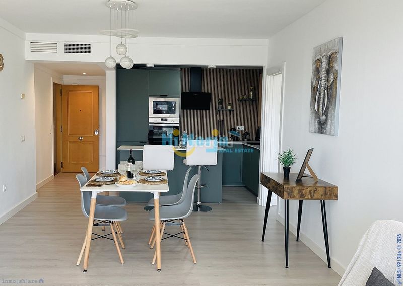 Foto d1200a35-af34-4da2-85b5-5c31c857bec7. Apartament amb piscina a Centro Nerja