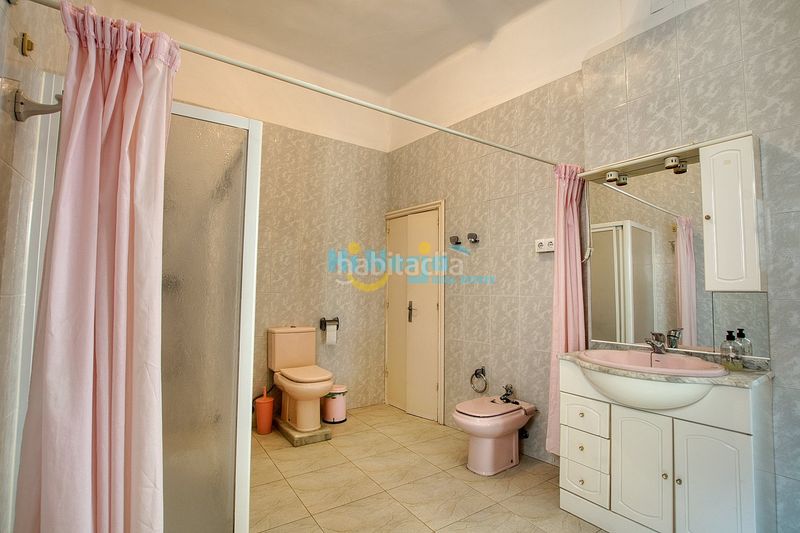 Foto 8a7c943b-74da-47f3-8fb2-9f4e9b7ac1c6. Casa amb piscina a Camino Algarrobo - Las Arenas Vélez - Málaga