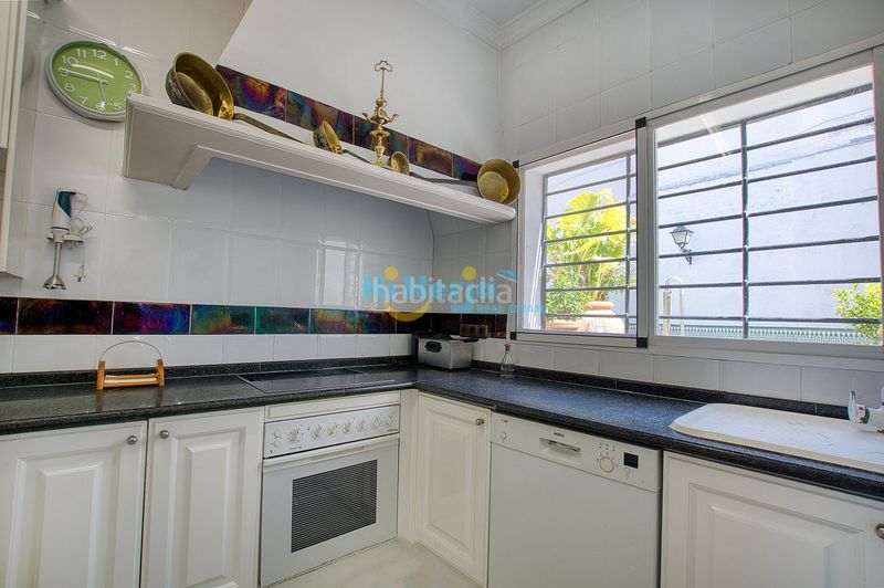 Foto e8fa6eb6-8068-4f41-8496-39909f9b3d98. Casa amb piscina a Camino Algarrobo - Las Arenas Vélez - Málaga