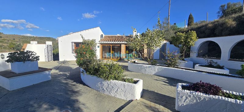 Foto 601992b9-9fa4-4caa-b92a-320f97c3e8bc. Casa amb piscina a Camino Algarrobo - Las Arenas Vélez - Málaga