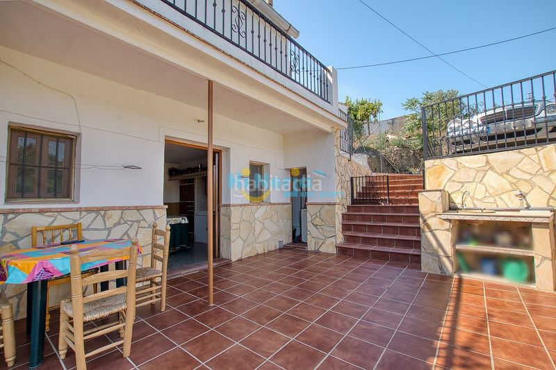Foto 41b6a396-5b12-4358-a090-c39f7dcb5ee0. Casa amb aparcament a Canillas de Aceituno