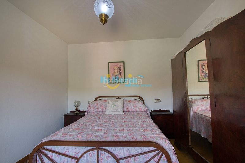 Foto 4a7e4d1c-06cc-4a3a-9109-62ccd6a0e299. Casa amb aparcament a Canillas de Aceituno