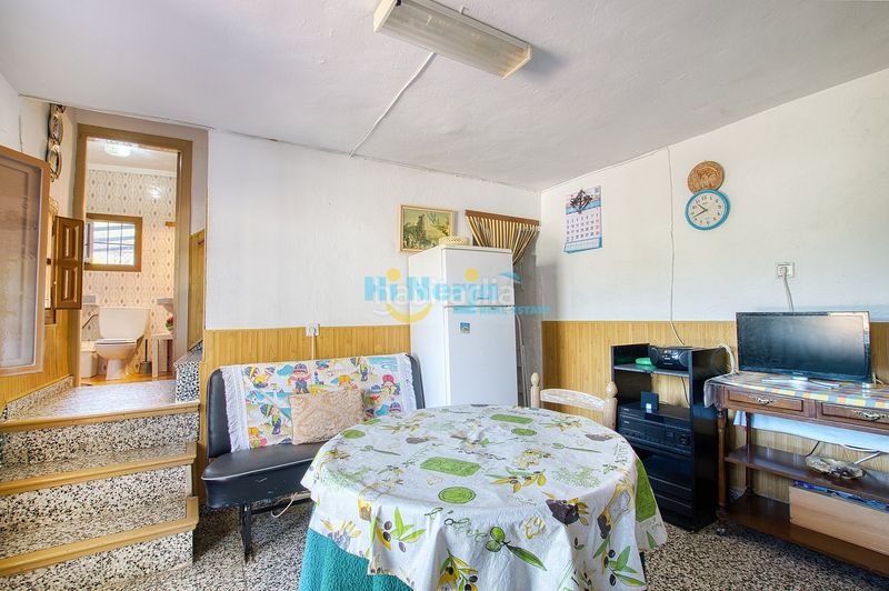 Foto a437f34b-4a1d-4a50-af5f-d26c4c3d317b. Casa amb aparcament a Canillas de Aceituno