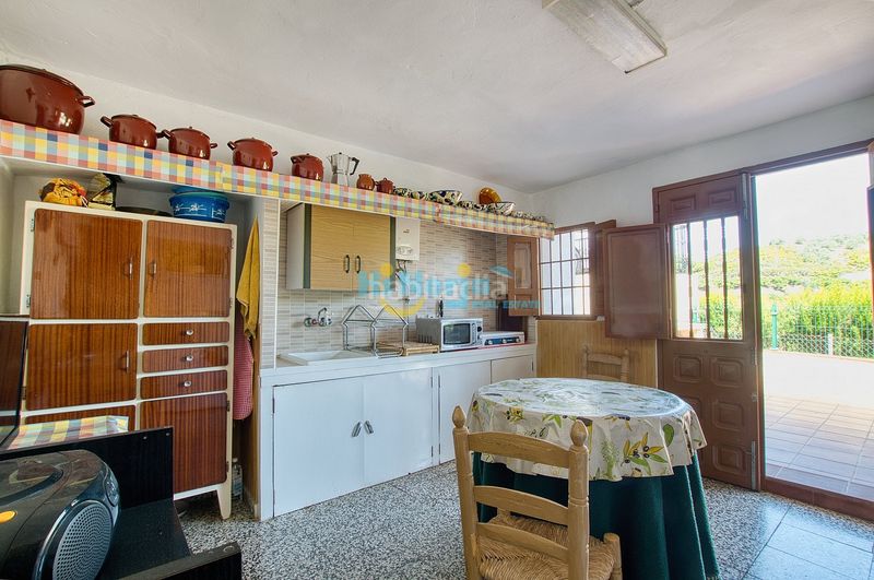Foto ab4c59bf-c130-40a9-a1ee-17ff3591dd28. Casa amb aparcament a Canillas de Aceituno