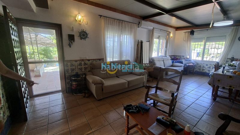 Foto a8f88097-c460-44f7-aefe-491a10529581. Lloguer casa amb calefacció aparcament piscina a Nerja