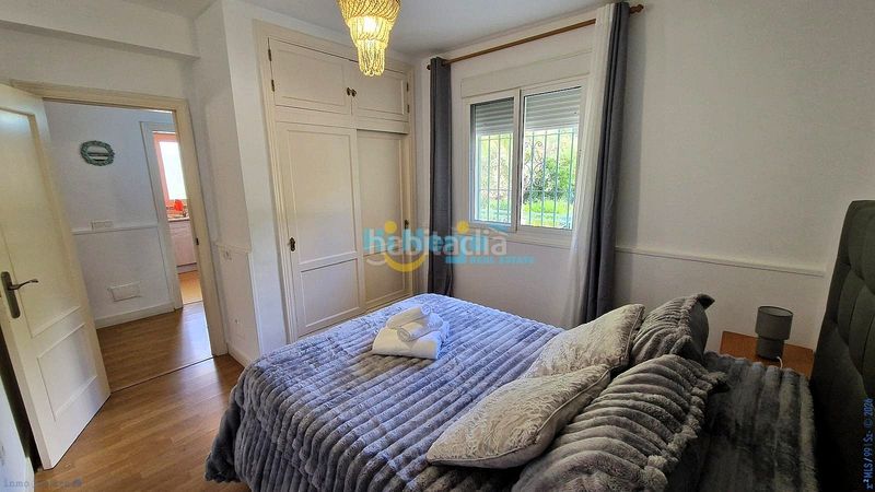 Foto 905ce955-f80e-4a29-9fb2-8adefab4821a. Apartament amb aparcament piscina a Centro Nerja