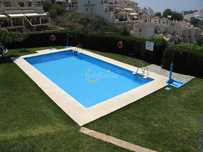 Foto a2d530a1-151f-4f43-8409-da51de259e6c. Apartament amb aparcament piscina a Centro Nerja