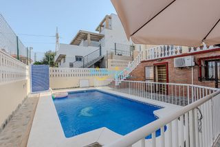 Casa in Centro. Chalet 4 dormitorios piscina parking barbacoa centro