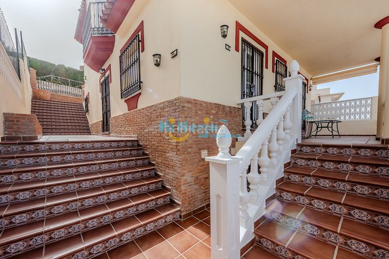 Foto 744bd5e1-c017-40e1-87f4-843205000d7a. Casa amb calefacció aparcament piscina a Centro Torre del Mar