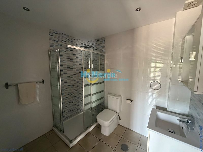 Foto 335bde59-967f-4045-8dc4-94a8c111ae9f. Apartament a Centro Nerja