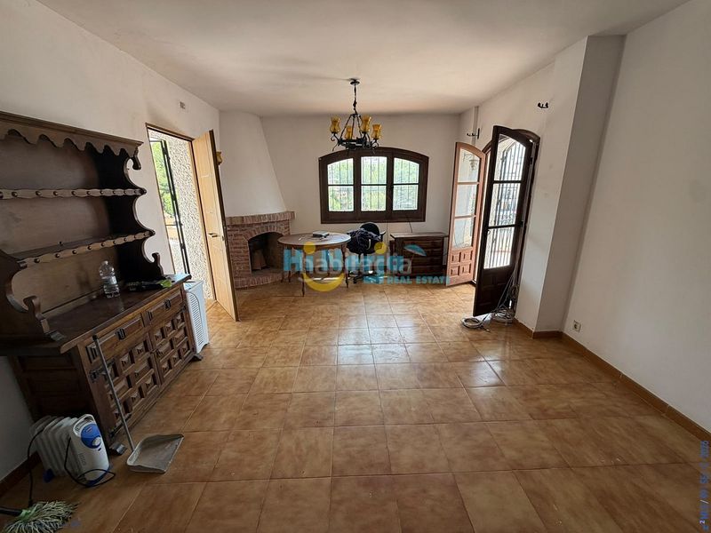 Foto aa6ba3dd-bc6f-44e2-a3ab-1935e41eb4da. Apartament a Centro Nerja