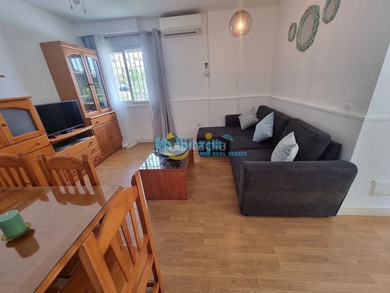 Foto 6285b3c8-5851-4724-a0d8-43a2be43bd3a. Apartament amb calefacció aparcament piscina a Centro Nerja
