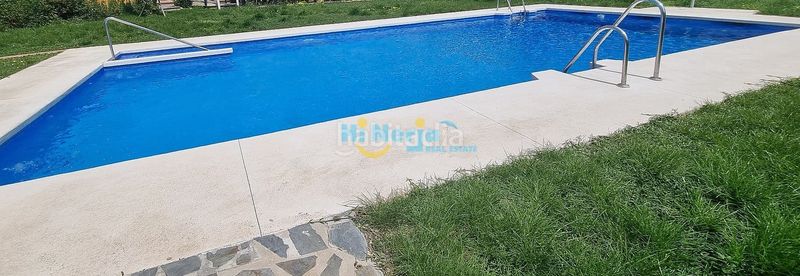 Foto 859c48e1-a1e8-4246-b21b-bc3b2f673c14. Apartament amb calefacció aparcament piscina a Centro Nerja