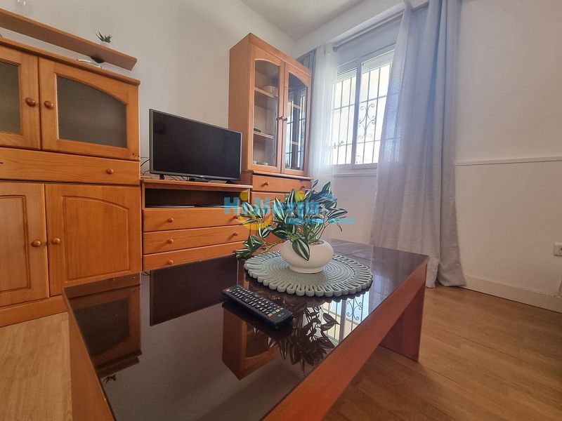 Foto a6ef7ea5-509a-42c2-bdee-abfe96a3970b. Apartament amb calefacció aparcament piscina a Centro Nerja