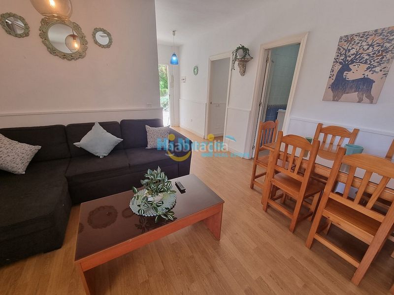 Foto b788f768-2cb3-4734-8ea0-ed218e604875. Apartament amb calefacció aparcament piscina a Centro Nerja