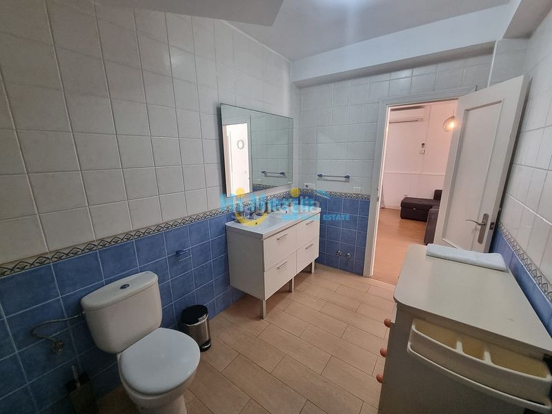Foto cc4f83fa-67e3-41bc-a969-212a82092486. Apartament amb calefacció aparcament piscina a Centro Nerja