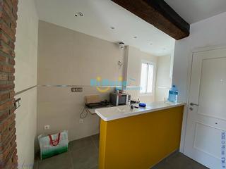 Apartment in Centro - Sagrario. Ático en agron con amplia terraza y soleado