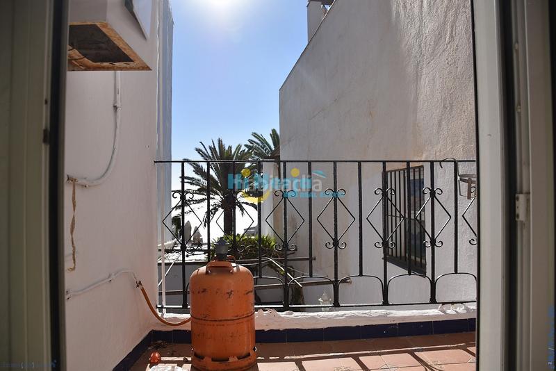 Foto 5ac58503-fe56-4074-81ae-52d7225953ce. Casa  en el Centro con vistas al mar en Centro Nerja
